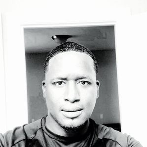 Meet your Posher, Lenell